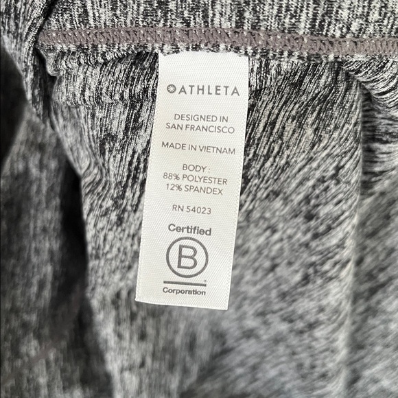 Athleta Uptempo Long Sleeve Heathered Black Gray Split Hemp Top Size XL - Picture 3 of 6